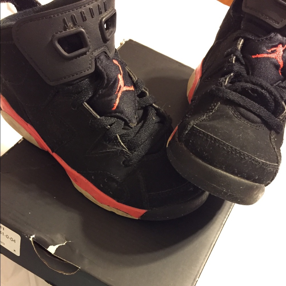 Jordan 6 Retro Infrareds